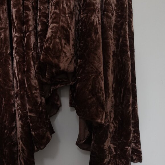 NWT UO Silence + Noise Corina Velvet Short Sleeve Mini Dress Chocolate Sz Small - Picture 9 of 13